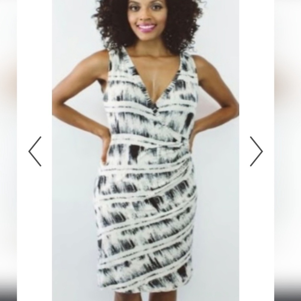 5 for 25$
Deletta wrap dress